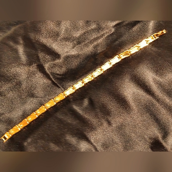 VERY RARE NINARICCI FAUX RUBY & RHINESTONE TENNIS BRACELET (NWOT) - Picture 6 of 6